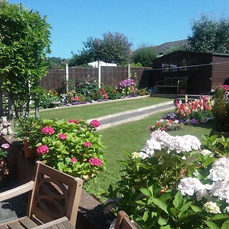 Sterling Bed & Breakfast Llandudno Exterior foto