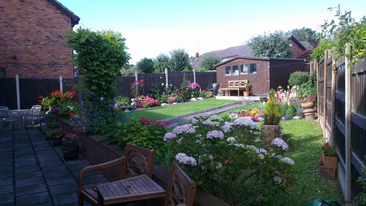 Sterling Bed & Breakfast Llandudno Exterior foto